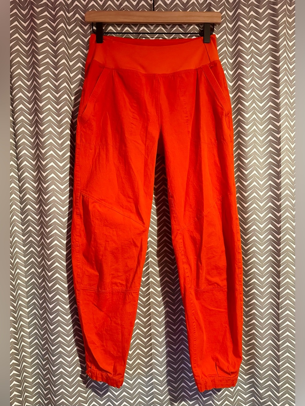 Patagonia | Women's Caliza Rock Pants, size 6